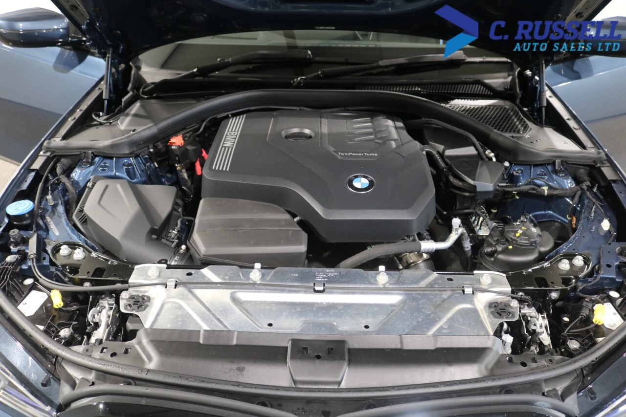 2025 BMW 3 SERIES 2.0 320i M Sport Touring 5dr Petrol Auto Euro 6 (s/s) (184 ps) - vehicle photo 15 for sale on PureCar