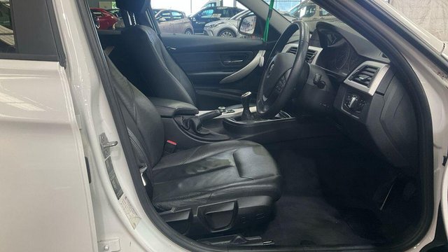 View our BMW 3 SERIES
