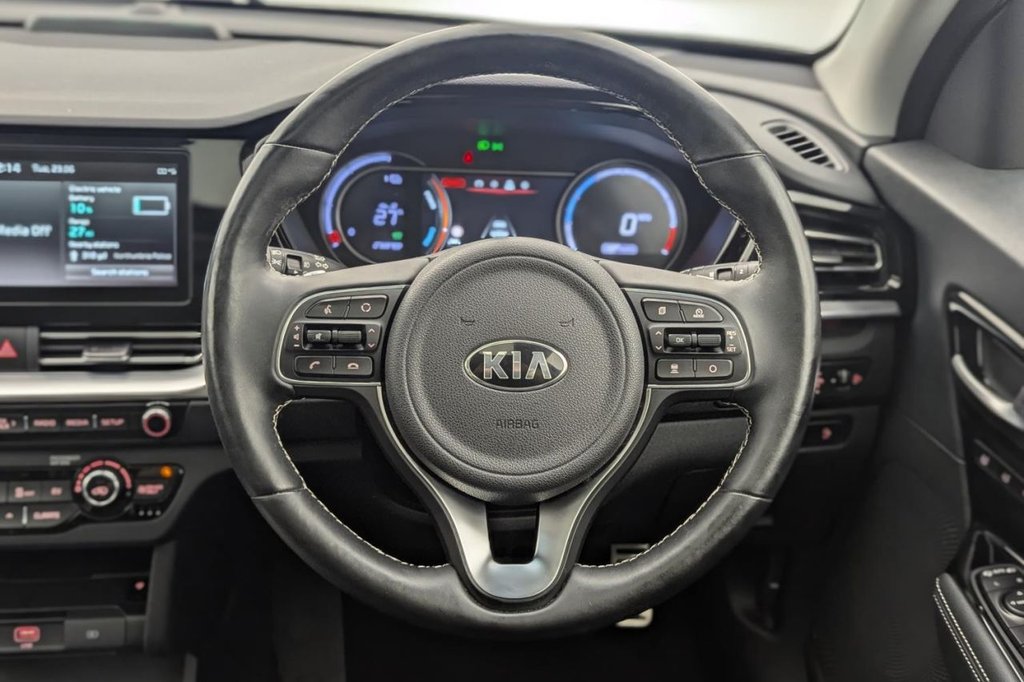 USED 2021 21 KIA NIRO 64kWh 4+ SUV 5dr Electric Auto (201 bhp) Car Play, Sun Roof, Camera