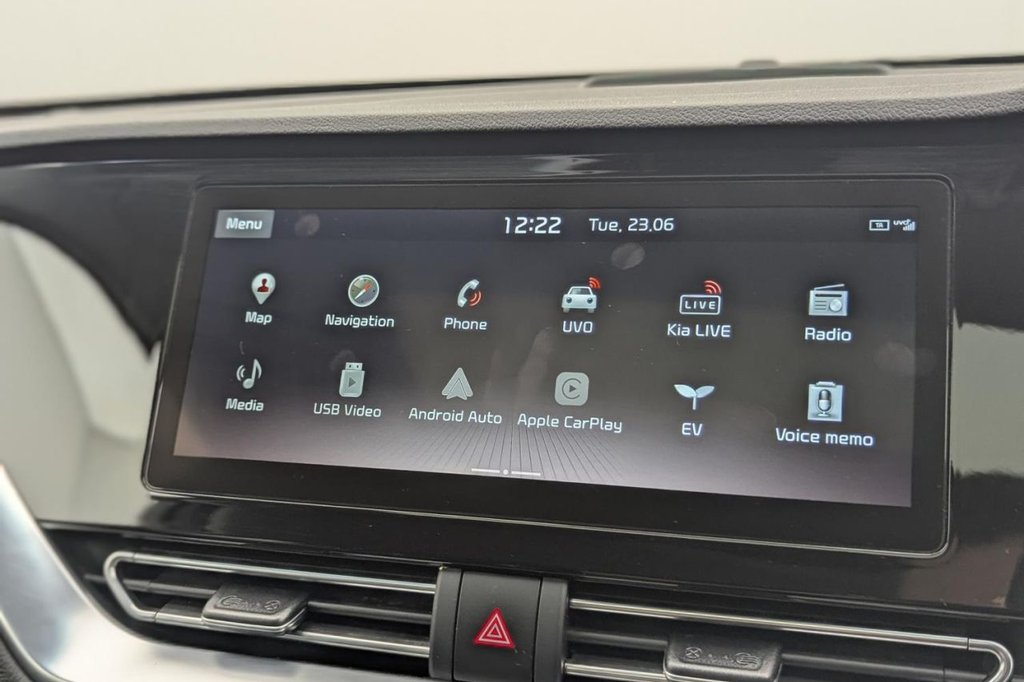 USED 2021 21 KIA NIRO 64kWh 4+ SUV 5dr Electric Auto (201 bhp) Car Play, Sun Roof, Camera