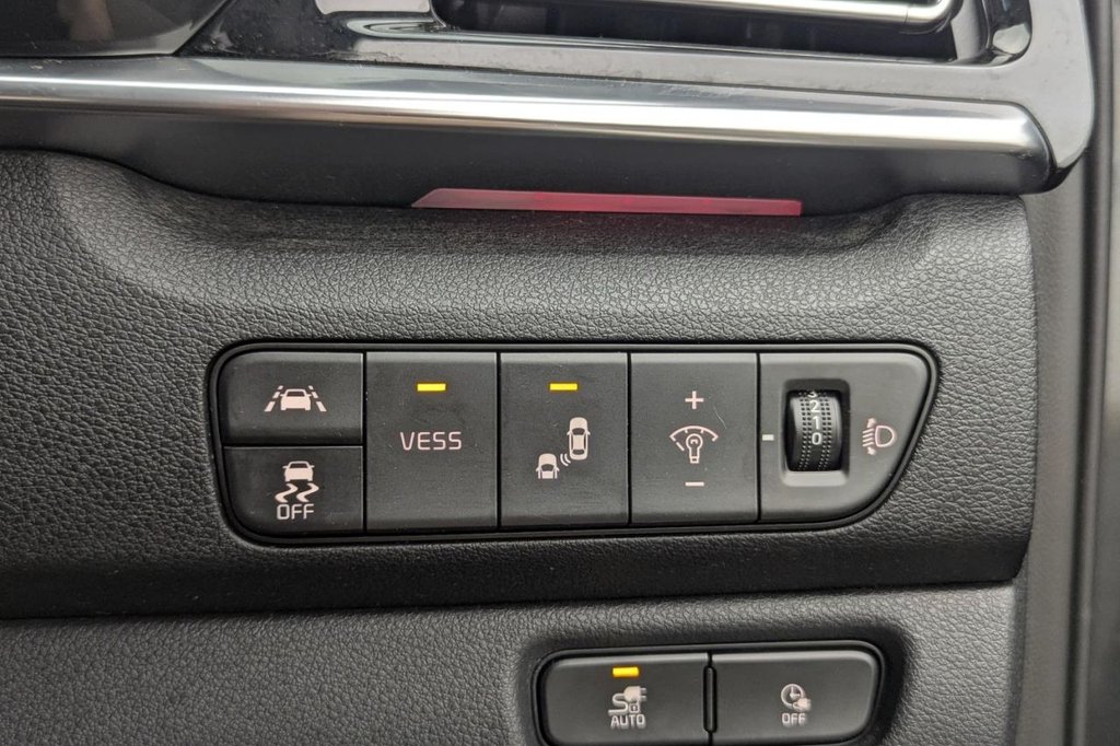 USED 2021 21 KIA NIRO 64kWh 4+ SUV 5dr Electric Auto (201 bhp) Car Play, Sun Roof, Camera