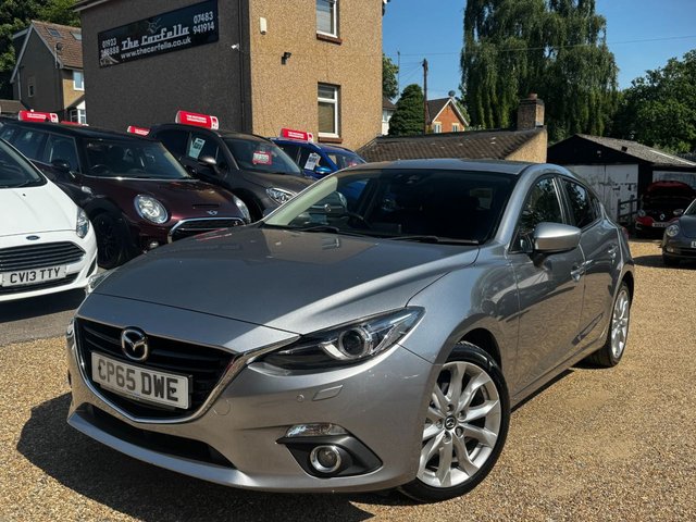 View our MAZDA MAZDA3
