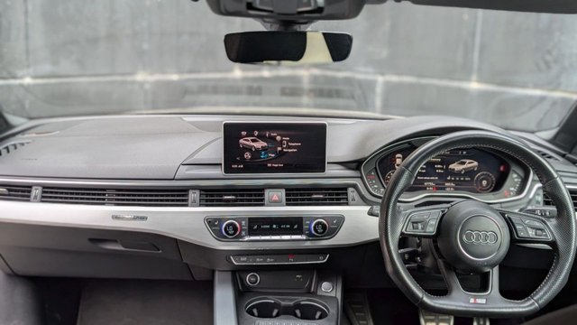 View our AUDI A5
