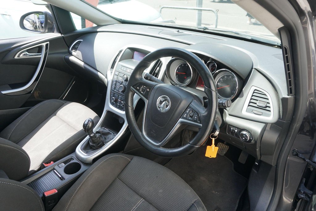 USED 2012 12 VAUXHALL ASTRA 1.6 16v SRi Euro 5 5dr JUST ARRIVED