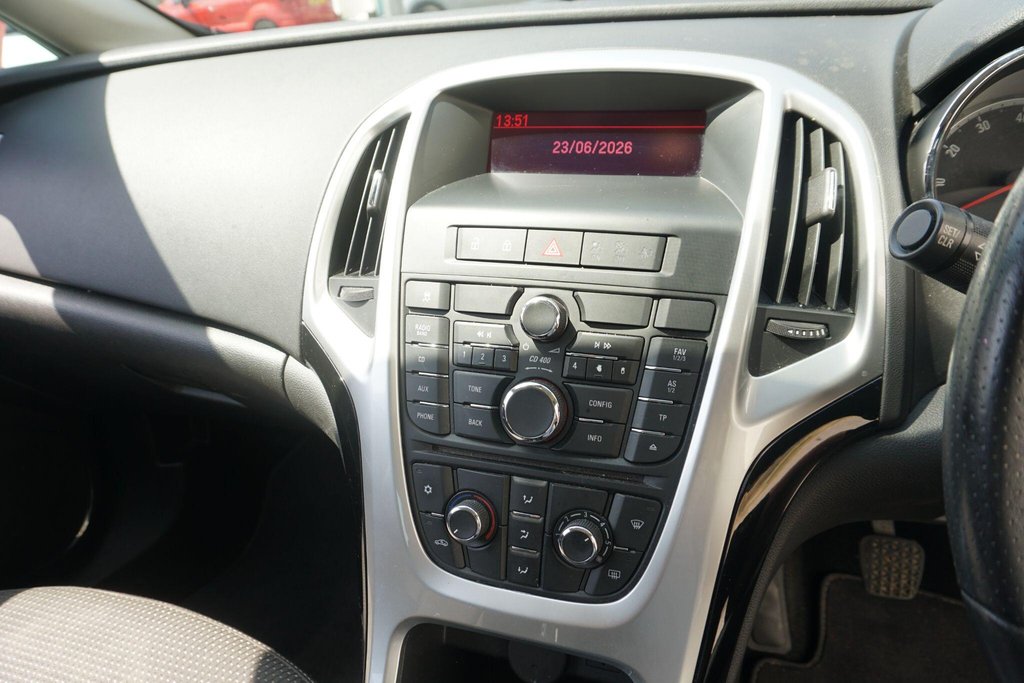 USED 2012 12 VAUXHALL ASTRA 1.6 16v SRi Euro 5 5dr JUST ARRIVED