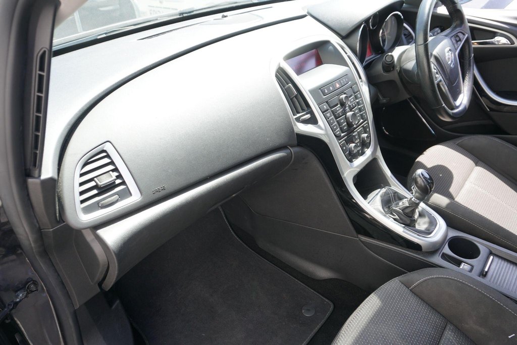 USED 2012 12 VAUXHALL ASTRA 1.6 16v SRi Euro 5 5dr JUST ARRIVED