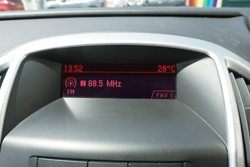 USED 2012 12 VAUXHALL ASTRA 1.6 16v SRi Euro 5 5dr JUST ARRIVED