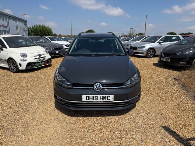 2019 Volkswagen Golf — image 2