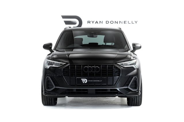 View our AUDI Q3