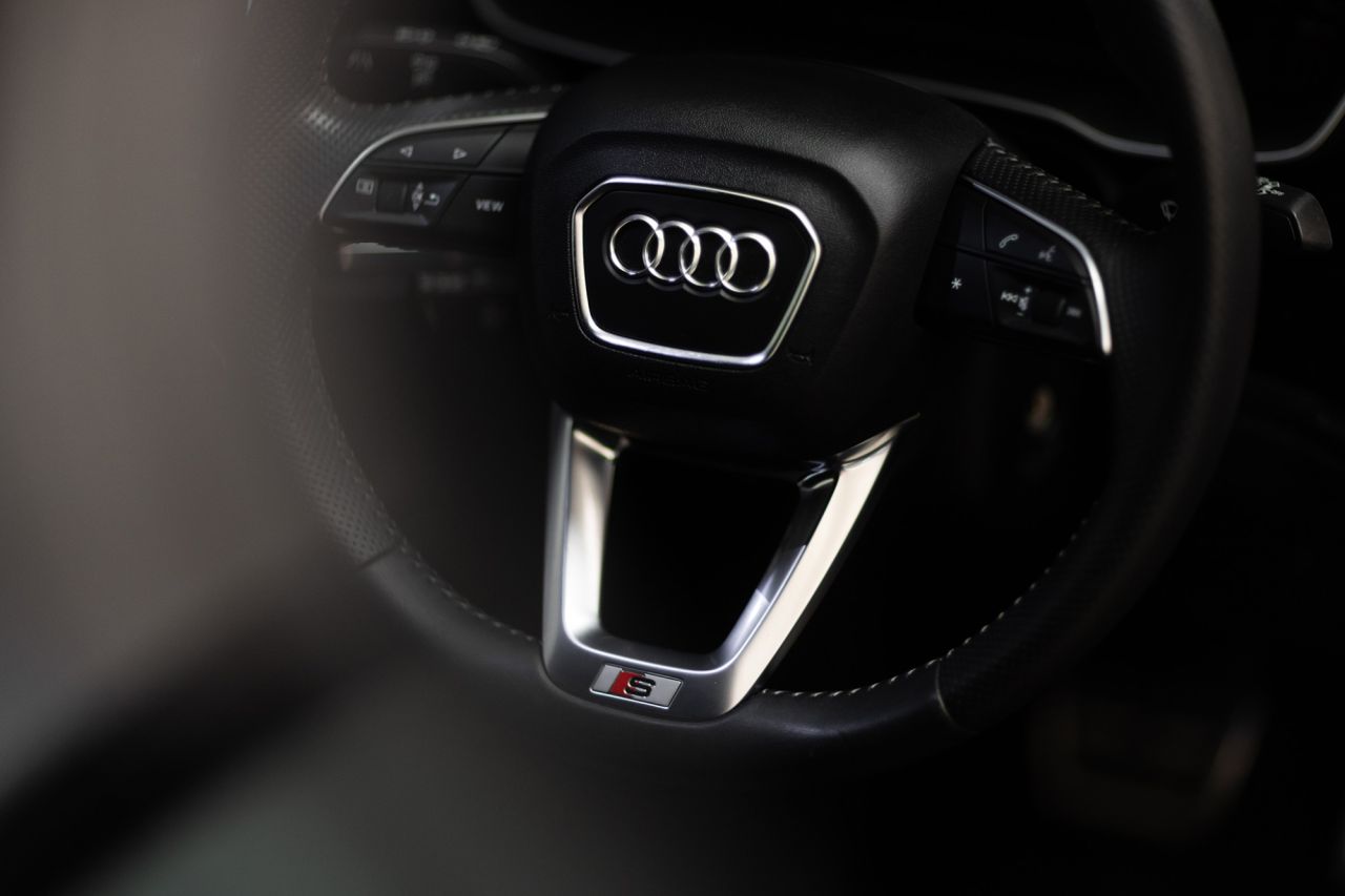 2019 AUDI Q3 S Line - vehicle photo 22 for sale on PureCar