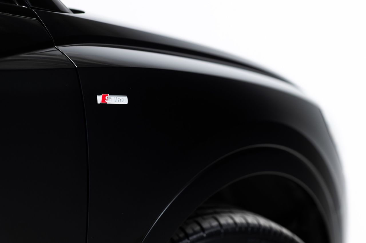 2019 AUDI Q3 S Line - vehicle photo 33 for sale on PureCar