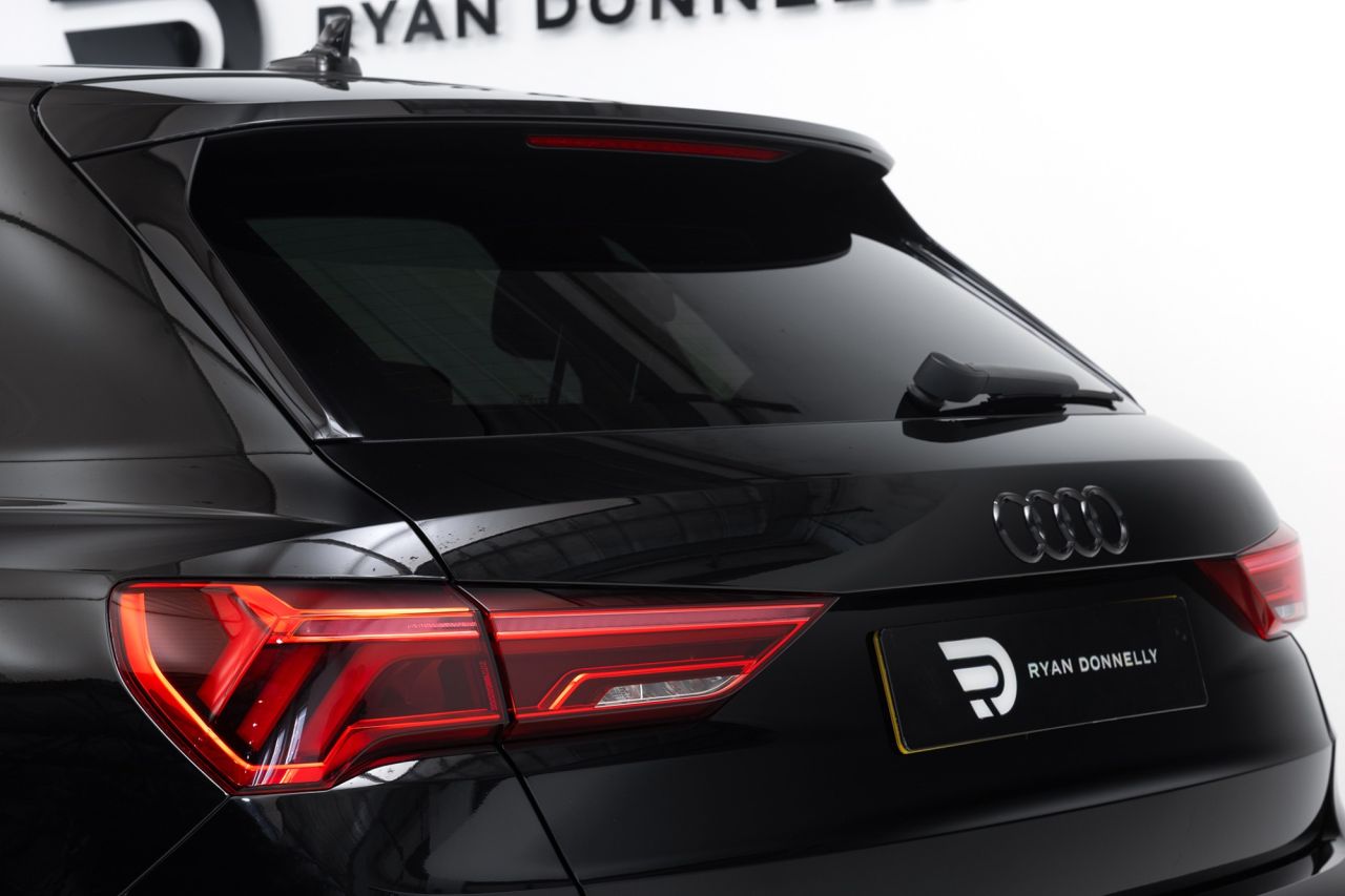 2019 AUDI Q3 S Line - vehicle photo 38 for sale on PureCar