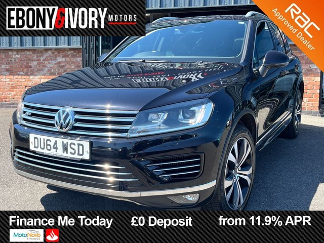 View our Volkswagen Touareg 3.0 TDI V6 BlueMotion Tech R-Line SUV 5dr Diesel Tiptronic 4WD Euro 6 (s/s) (262 ps)