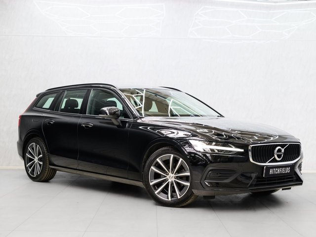 View our Volvo V60 2.0 B3 MHEV Momentum Estate 5dr Petrol Hybrid DCT Auto Euro 6 (s/s) (163 ps)