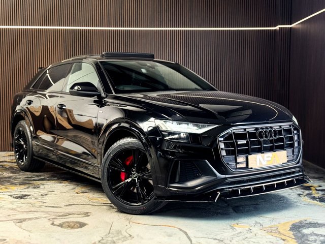 View our AUDI Q8