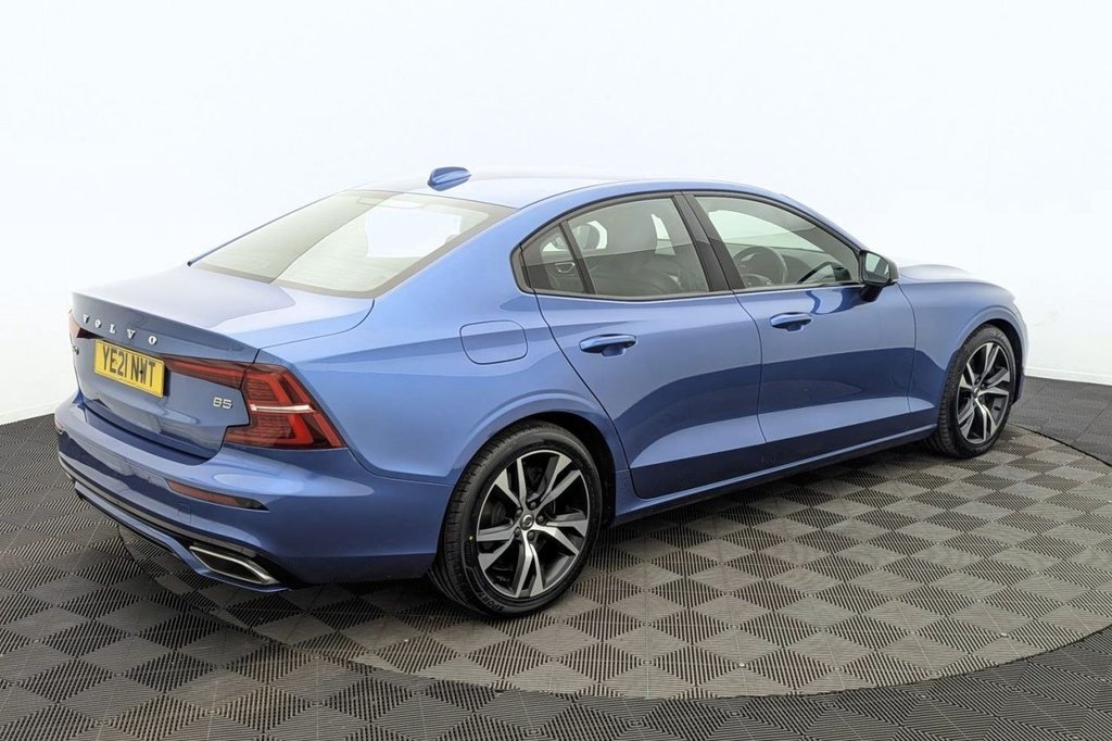 USED 2021 21 VOLVO S60 2.0 B5 MHEV R-Design Saloon 4dr Petrol Hybrid Auto Euro 6 (s/s) (250 ps) Sat Nav, Camera, Keyless