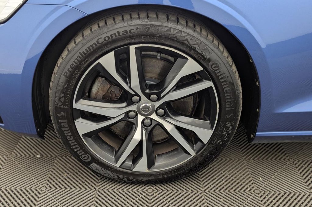 USED 2021 21 VOLVO S60 2.0 B5 MHEV R-Design Saloon 4dr Petrol Hybrid Auto Euro 6 (s/s) (250 ps) Sat Nav, Camera, Keyless