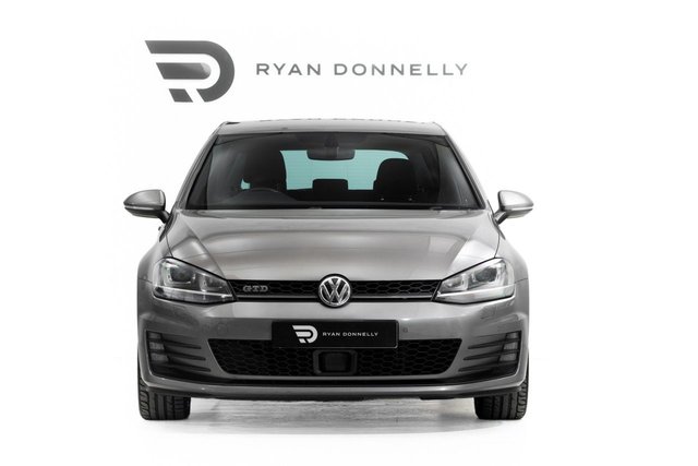 View our VOLKSWAGEN GOLF