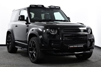 View our LAND ROVER DEFENDER 90