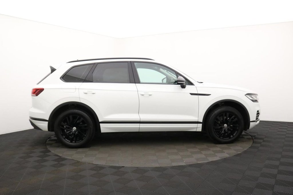 USED 2019 19 VOLKSWAGEN TOUAREG 3.0 TDI V6 SEL SUV 5dr Diesel Tiptronic 4Motion Euro 6 (s/s) (286 ps) 4x4, Car Play, Sar Nav