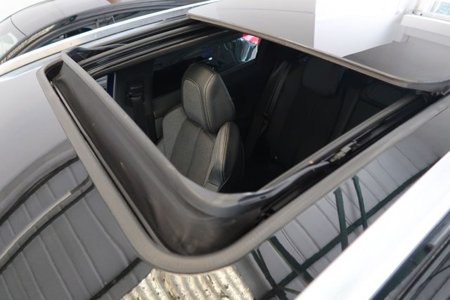 View our PEUGEOT 3008