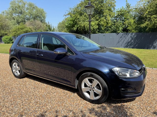 View our VOLKSWAGEN GOLF