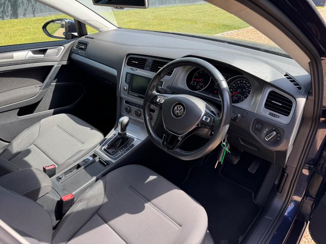 View our VOLKSWAGEN GOLF