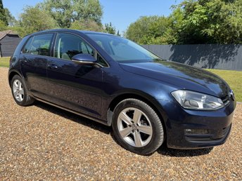 View our VOLKSWAGEN GOLF