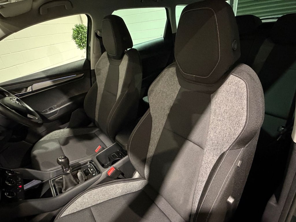 USED 2020 70 SKODA KAROQ 1.5 TSI ACT SE Drive SUV 5dr Petrol Manual Euro 6 (s/s) (150 ps) 