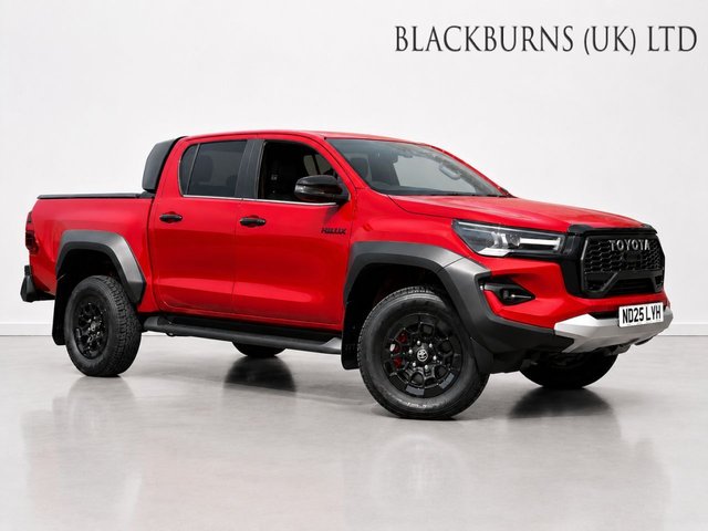 2025 TOYOTA HILUX