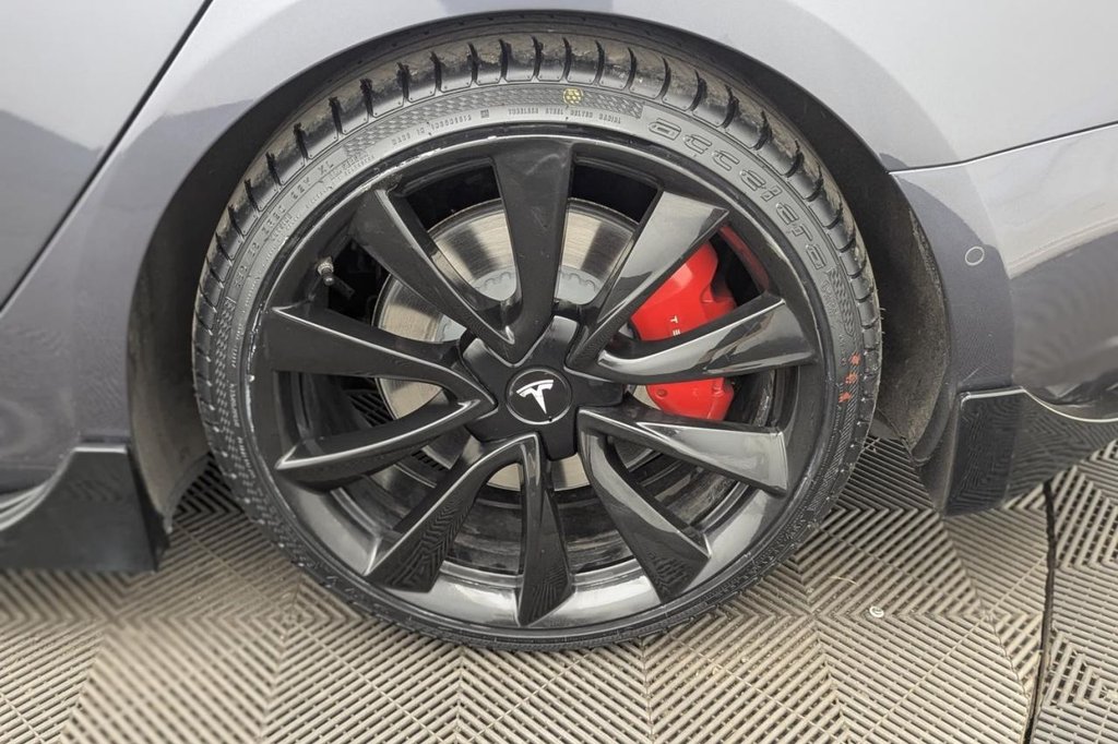 USED 2019 69 TESLA Model 3 (Dual Motor) Performance Saloon 4dr Electric Auto 4WDE (Performance Upgrade) (449 bhp) 4x4, Pan Roof, Camera