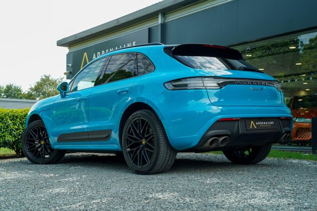 View our PORSCHE MACAN
