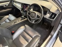 USED 2020 20 VOLVO S90 2.0 T4 Momentum Plus Saloon 4dr Petrol Auto Euro 6 (s/s) (190 ps) Sat Nav/ Rear Camera/ Heated Seats