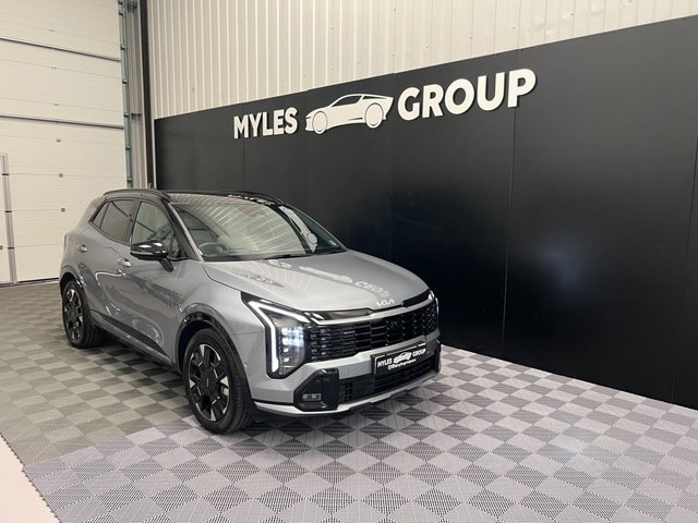 View our KIA SPORTAGE