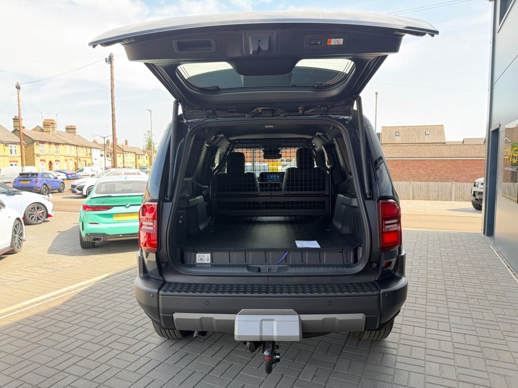USED TOYOTA LAND CRUISER 