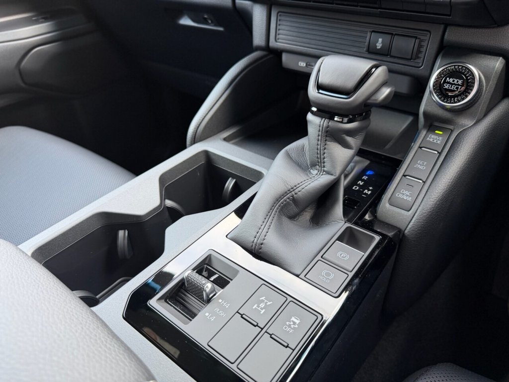 USED TOYOTA LAND CRUISER 