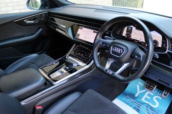 View our AUDI Q8
