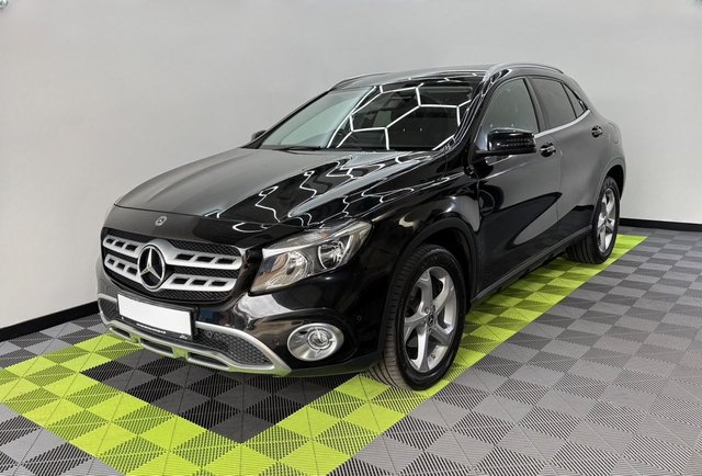 View our MERCEDES-BENZ GLA