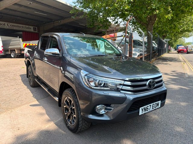 View our Toyota Hilux 2.4 D-4D Invincible X Pickup Double Cab 4dr Diesel Auto 4WD Euro 6 (150 ps) - LEATHER + AIR CON