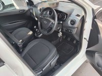 USED 2018 18 HYUNDAI I10 1.0 SE Hatchback 5dr Petrol Manual Euro 6 (67 ps) ONLY 14,113 MILES FROM NEW
