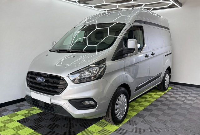 View our FORD TRANSIT CUSTOM