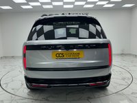 USED 2024 10 LAND ROVER RANGE ROVER 3.0 D350 MHEV SE SUV 5dr Diesel Auto 4WD Euro 6 (s/s) (350 ps) Finished In Hakuba Silver, This Range Rover Comes With Full Dealer History, Meridian Premium Sound System, 24" Alloy Wheels, Sliding Panoramic Roof, Full Leather Interior, 360 Degree Surround And Reverse Camera, Adaptive Air Suspension, Electric Heated Memory Seats, Side Steps, Privacy Glass, Heated Steering Wheel, 2 Keys, 12 Months MOT, 3 Months Warranty. Finance And Extended Warranty Available.