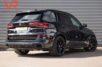 USED 2022 22 BMW X5 3.0 30d MHT M Sport SUV 5dr Diesel Hybrid Auto xDrive Euro 6 (s/s) (286 ps) M Sport Pro + Sun Protection Glazing + CarPlay