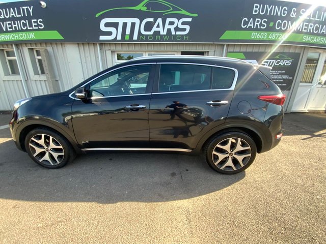 View our KIA SPORTAGE
