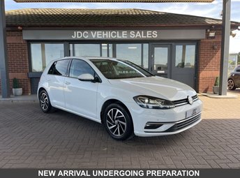 View our VOLKSWAGEN GOLF