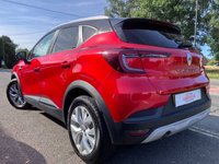 USED 2021 21 RENAULT CAPTUR 1.3 TCe Iconic SUV 5dr Petrol Manual Euro 6 (s/s) (130 ps) CarPlay Android Nav Auto LED Lights