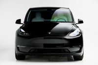 USED 2022 22 TESLA MODEL Y (Dual Motor) Long Range SUV 5dr Electric Auto 4WDE (384 bhp) BLACK AND WHITE INTERIOR