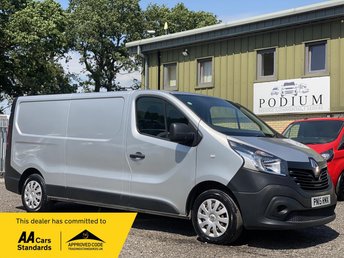 2015 RENAULT TRAFIC