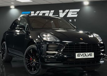 2019 PORSCHE MACAN