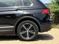 USED 2018 18 VOLKSWAGEN TIGUAN 1.4 Tiguan SE Nav TSi 5dr Long MOT Parking Camera